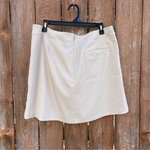 LADY HAGEN Women’s Tan Skort Skirt Pockets Side Slits Size 14 - Picture 8 of 14